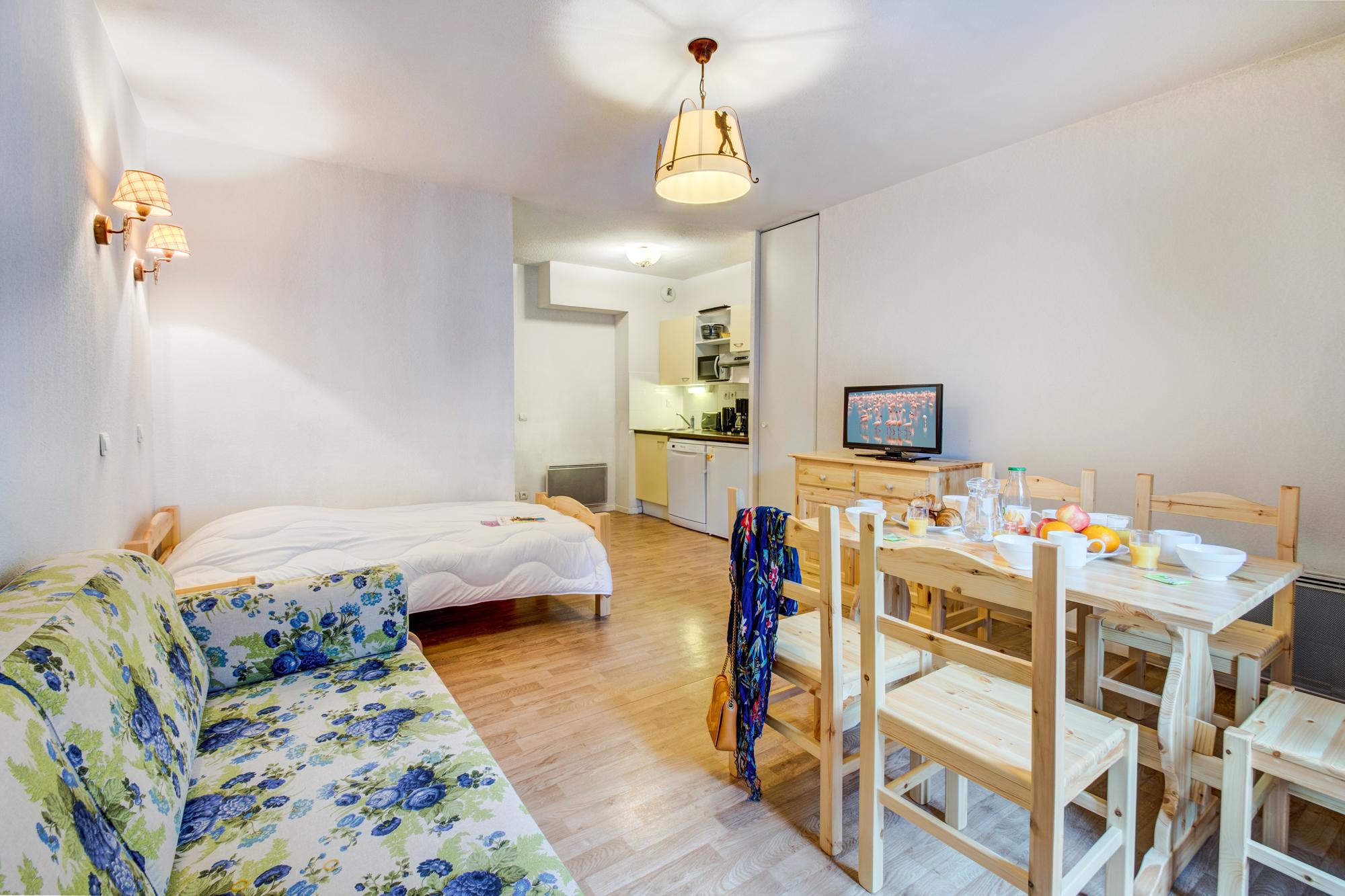 Vacanceole - Residence Illixon Bagnères-de-Luchon 外观 照片