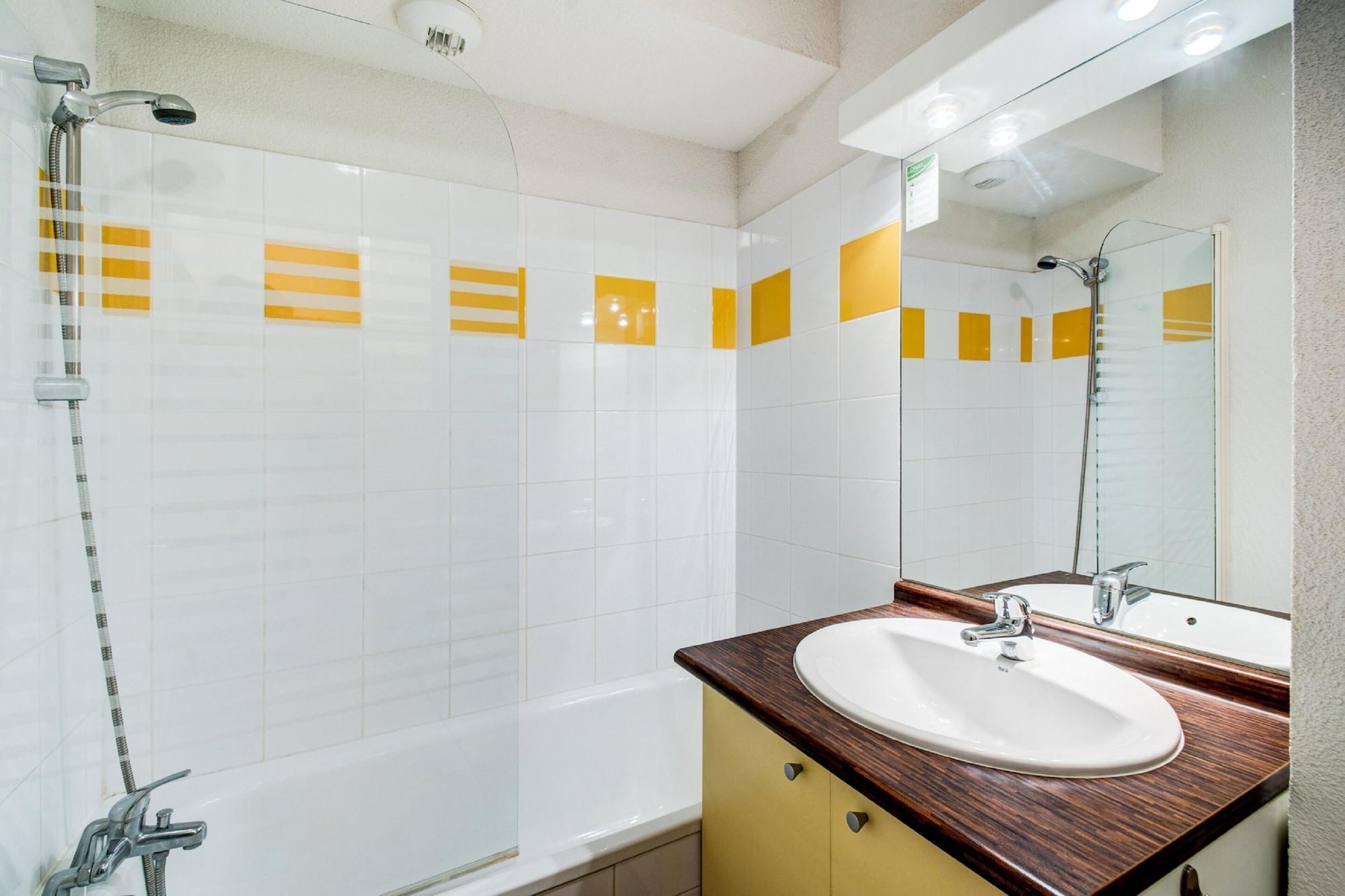 Vacanceole - Residence Illixon Bagnères-de-Luchon 外观 照片